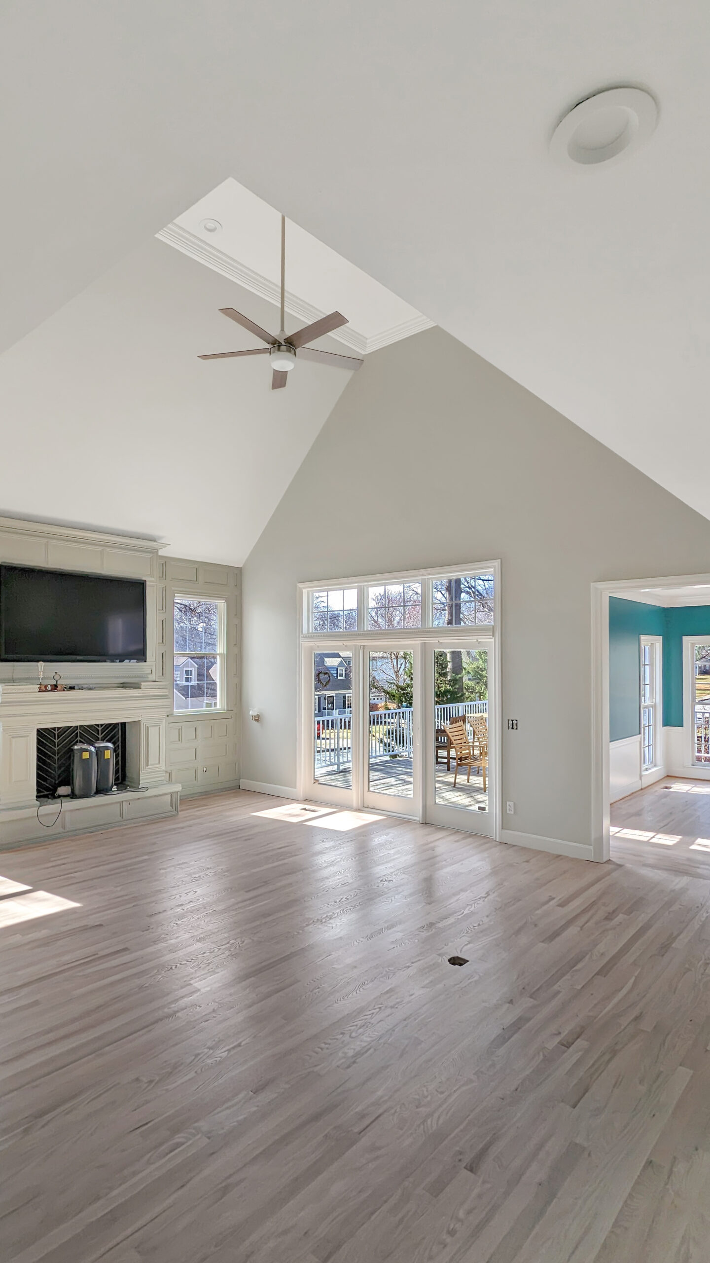 Solid oak with Nordic Seal light color finish